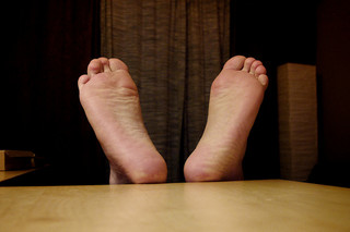 27 Gross Things Everybody Does When No One Is Looking