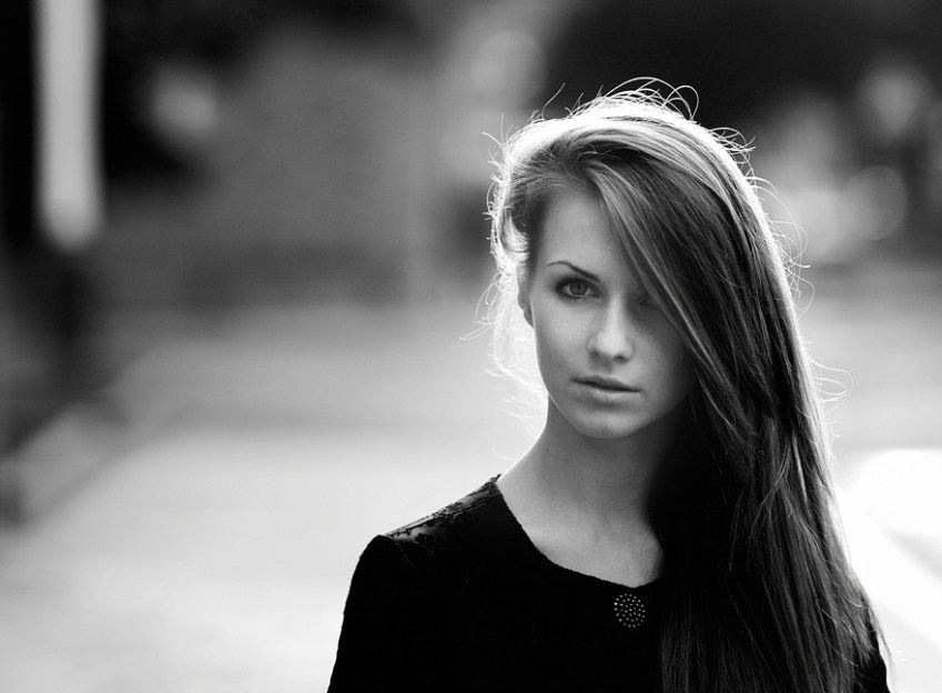 18 Secrets To Being Undeniably Attractive