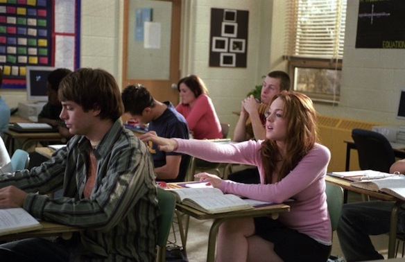 10 Signs She’s Totally Into You