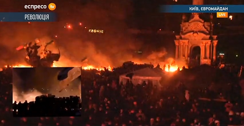 Kiev Is Burning. This Is Happening Right Now. Livestream Of The Scene Here.