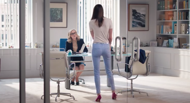 Amy Poehler Is Amazing — So Why Is Her Old Navy Ad So Terrible?