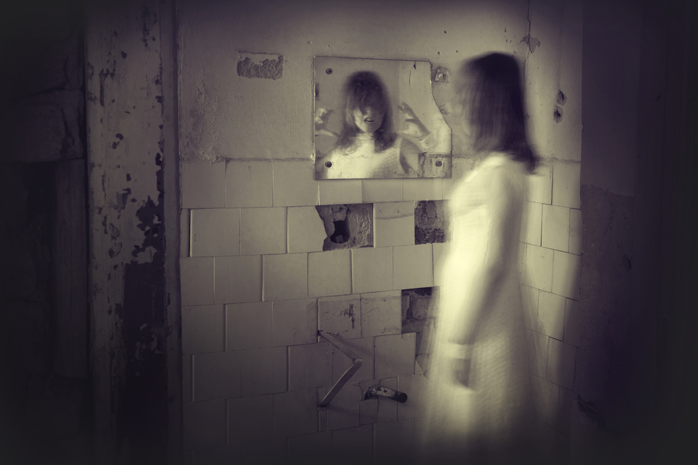 21 People Describe Their Encounters With The Paranormal And The Stories Will Give You Nightmares