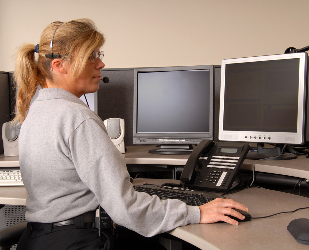 28 Former 911 Operators Reveal The One Call That They Could Never, Ever Forget