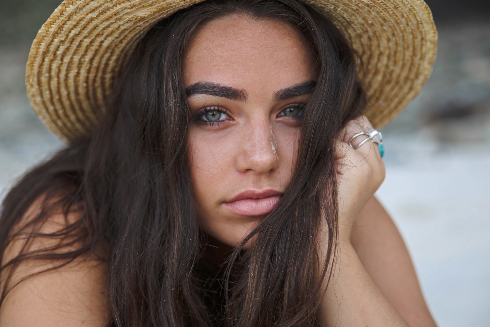 6 Things All Old Souls Absolutely Hate About Modern Dating