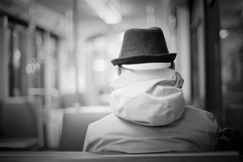 13 Creeped Out Travelers Explain The One Couchsurfing Host That Left Them Crawling In Their Skin