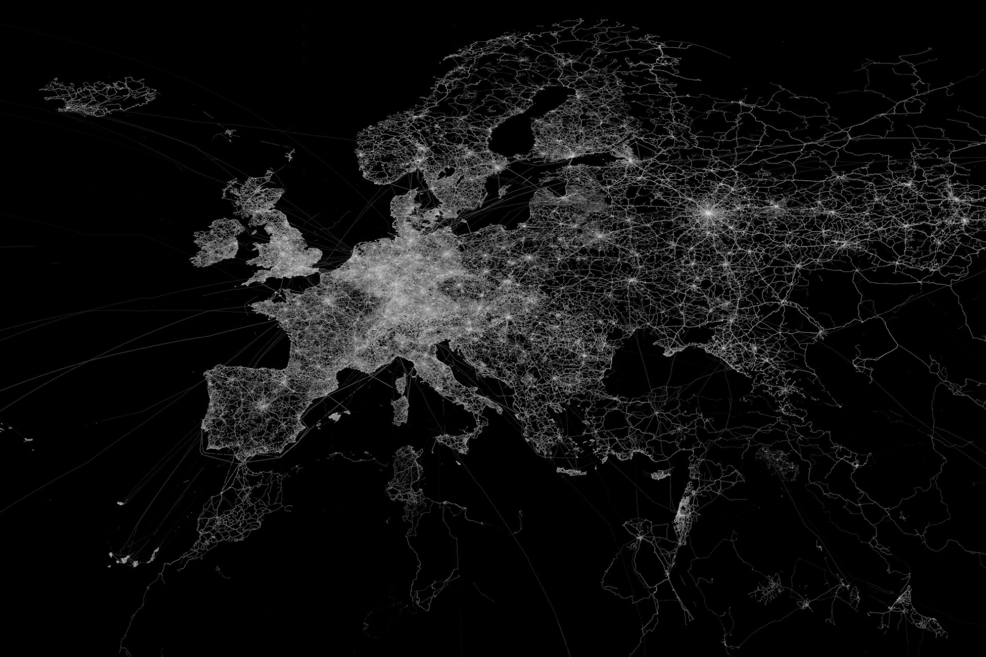 11 People Explain Why Americans Shouldn’t Move To Europe (As If We Need To Be Told)