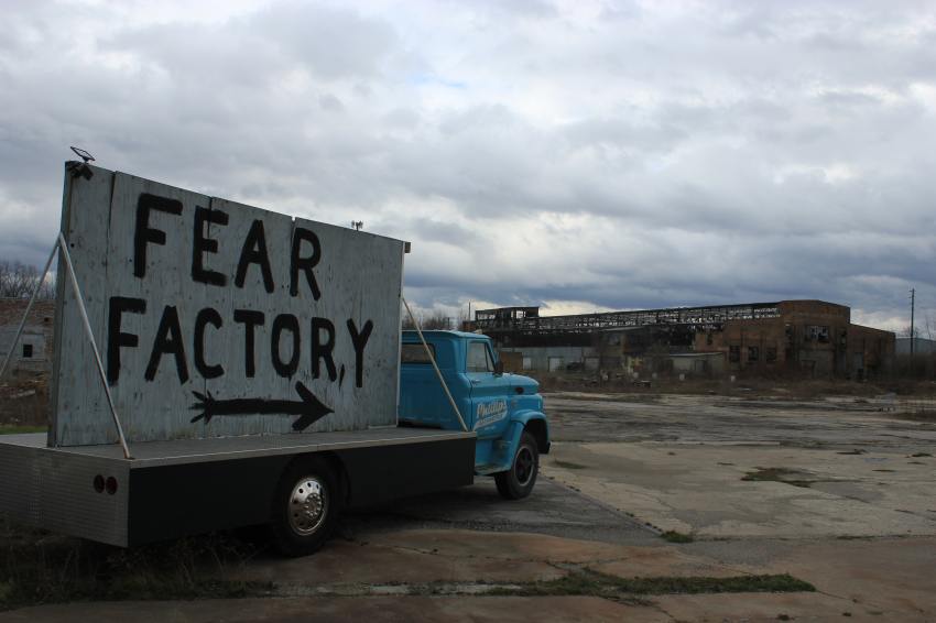 My Friends And I Used To Play Pranks On Passing Truckers, But We Never Expected This To Happen