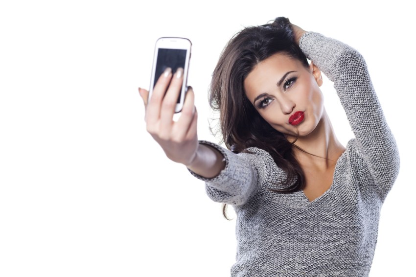 12 Things Friends Don’t Let Friends Do On Social Media