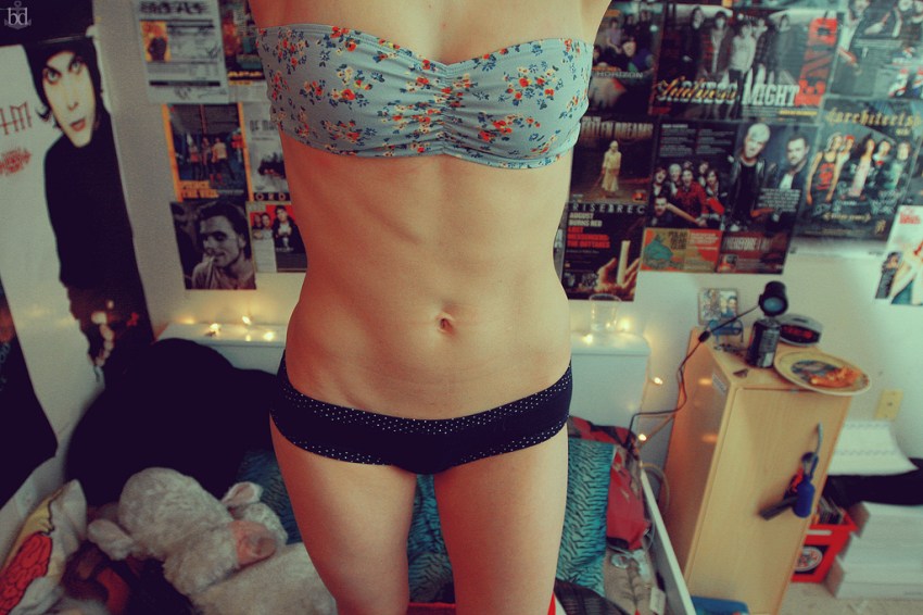 8 ‘Really Weird’ Things Women Do That Are Actually Perfectly Normal