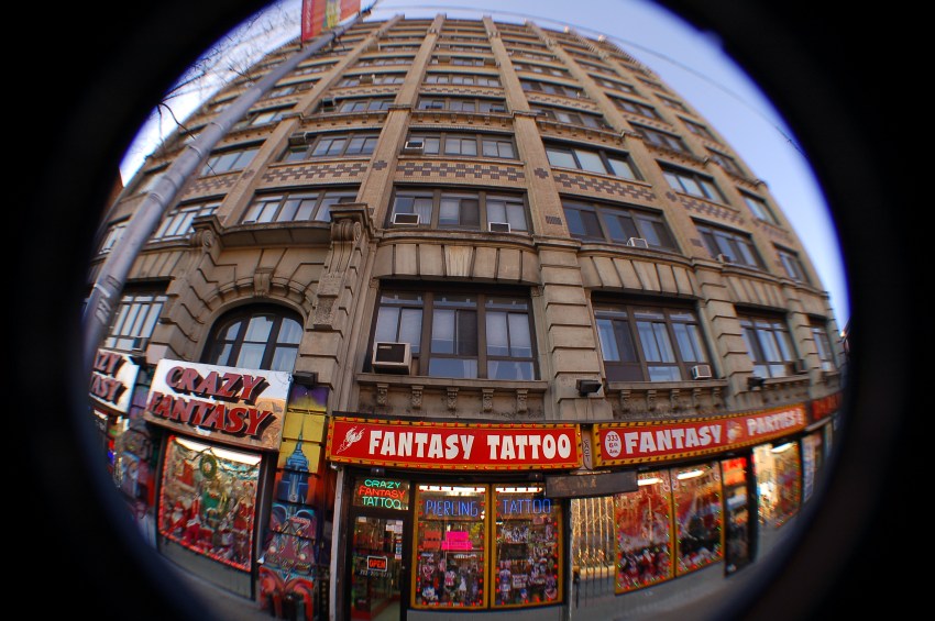 11 Adult Shop Workers Reveal Their Most Interesting Story