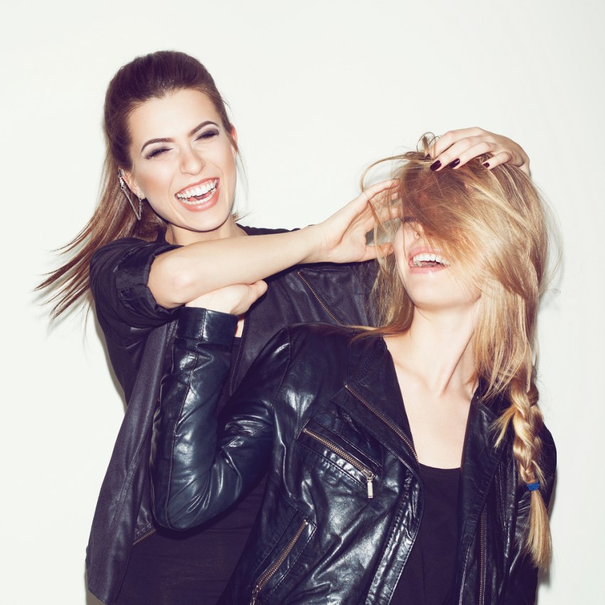 8 Red Flags That Let You Know Your Friendship Is Ending