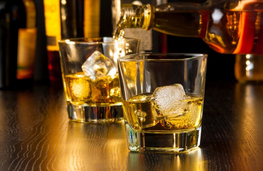7 Attractive Qualities About Girls Who Drink Whiskey, According To A Bartender