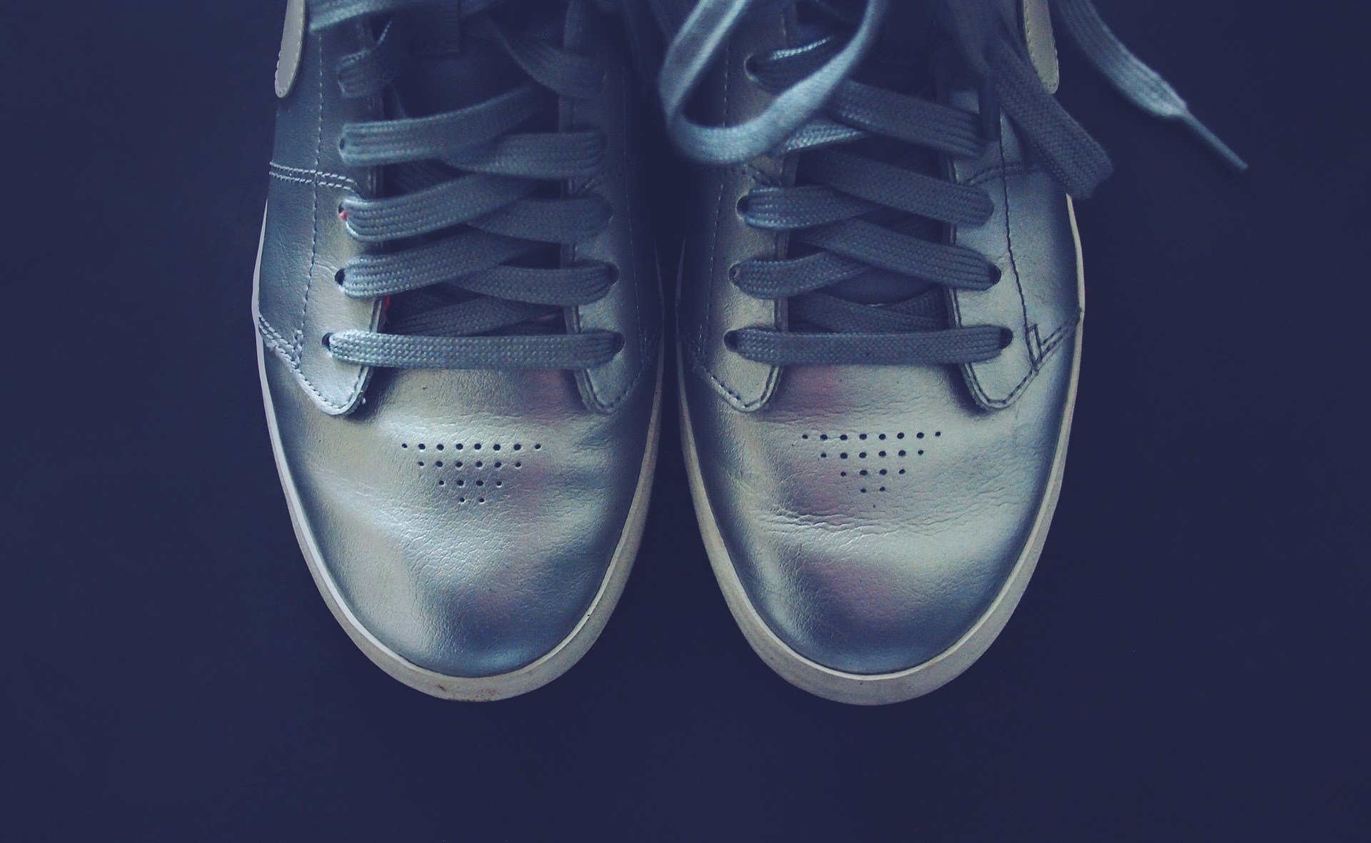 9 Unmistakable Signs You’re Dating An INTJ