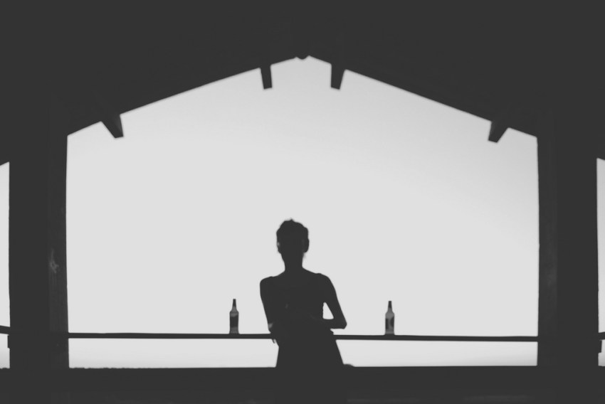 7 Reasons You Need To Date A Woman Who Drinks Beer (As Told By A Bartender)