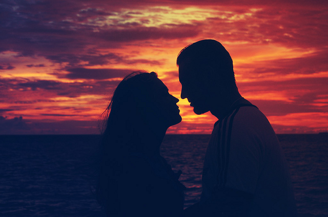 14 Signs You’re Not In Love With Him, You Just Want To Fix Him