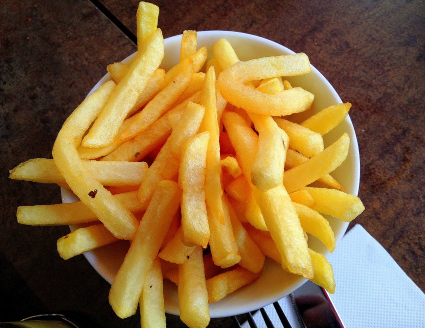 Why You Should Never Order French Fries With No Salt