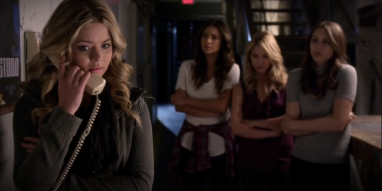 15 Things You Should Know Before Dating A ‘Pretty Little Liars’ Fan