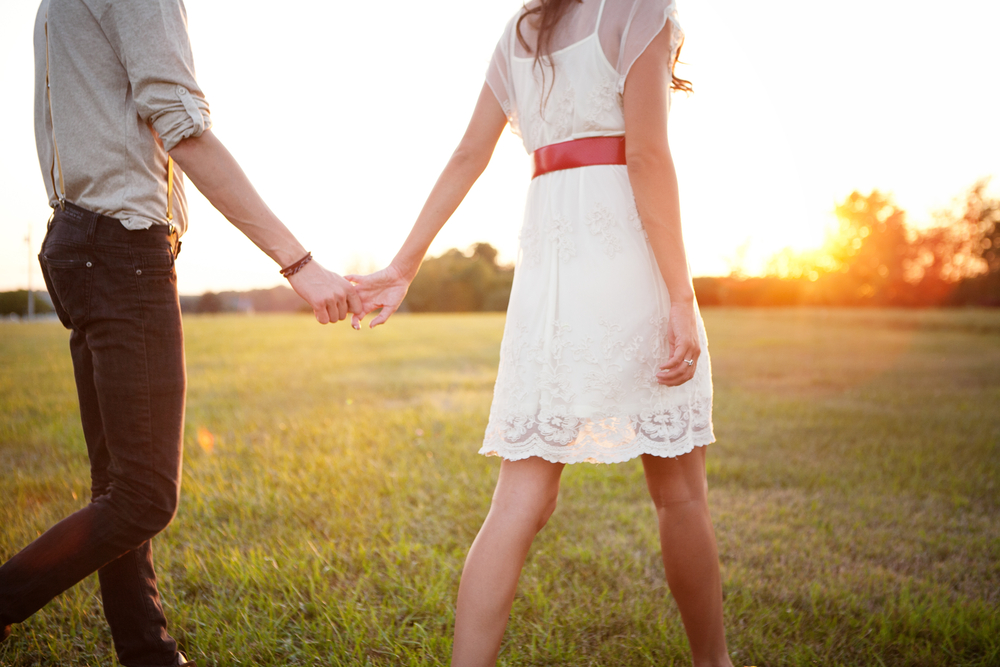 10 Boyfriend-ish Things You Should Never Ever Let Your Friends With Benefits Do