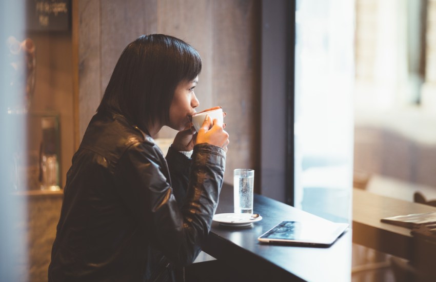 15 Things That Happen When You’re The Realistic Person In Your Friend Group