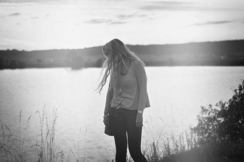 6 Confusing Characteristics Of Emotionally Unavailable People