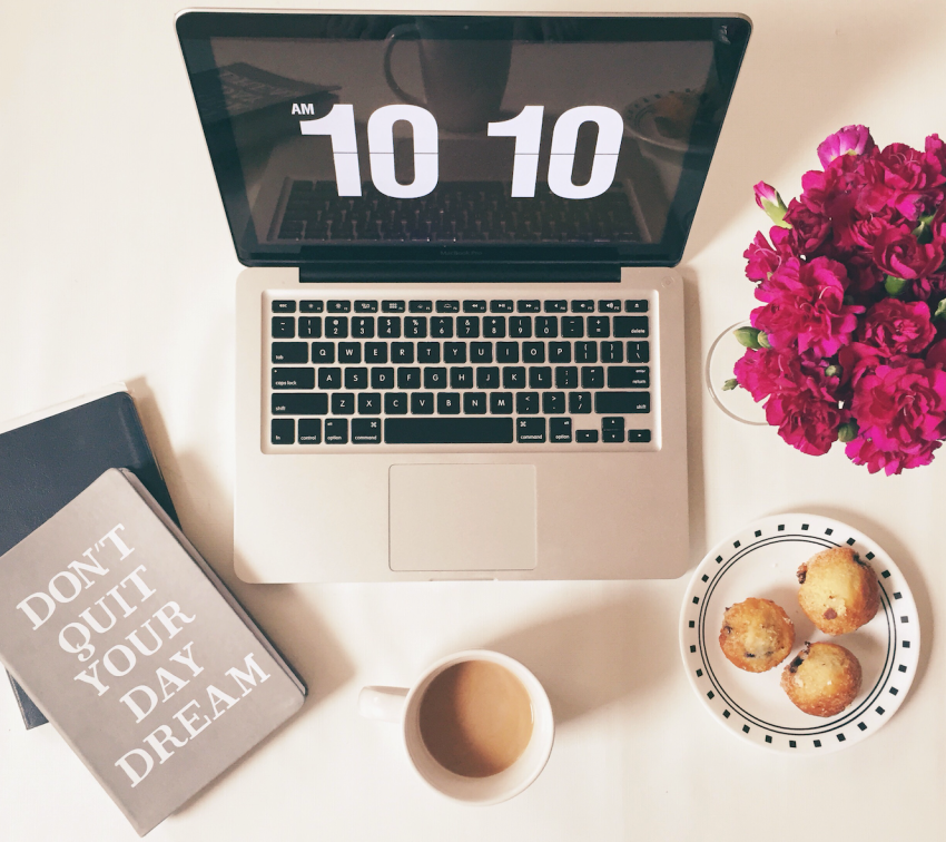 16 Struggles Introverts Have To Deal With In An Open Office Set Up