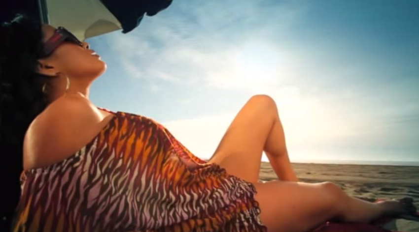 The 75 Song Ultimate Late 2000s Playlist