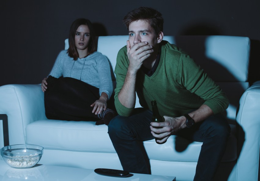 Girl Catches Boyfriend Gaslighting Her Then Tricks Him Into Watching The Movie “Gaslight”