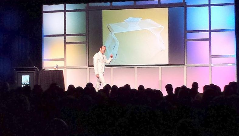 Designer Karim Rashid gives his keynote address to a packed audience at HOW Design Live in Chicago. Image: Porter Anderson 