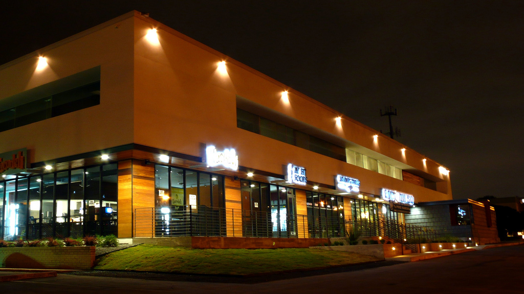 Working As A Night-Shift Security Guard At A Strip Mall Was The Worst Mistake I’ve Ever Made