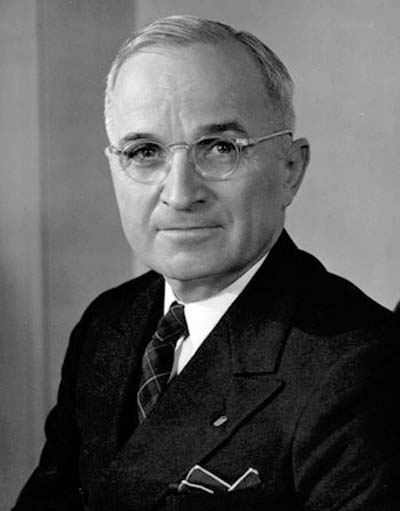 Harry S. Truman /// (Wikipedia) 