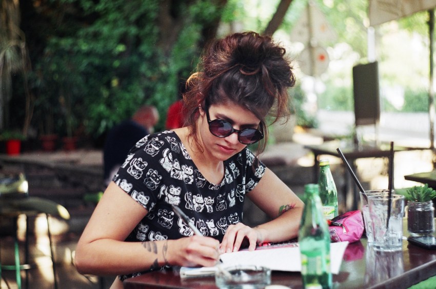 18 Ways To Detox Your Mind (Without Having To Go Completely Off The Grid)