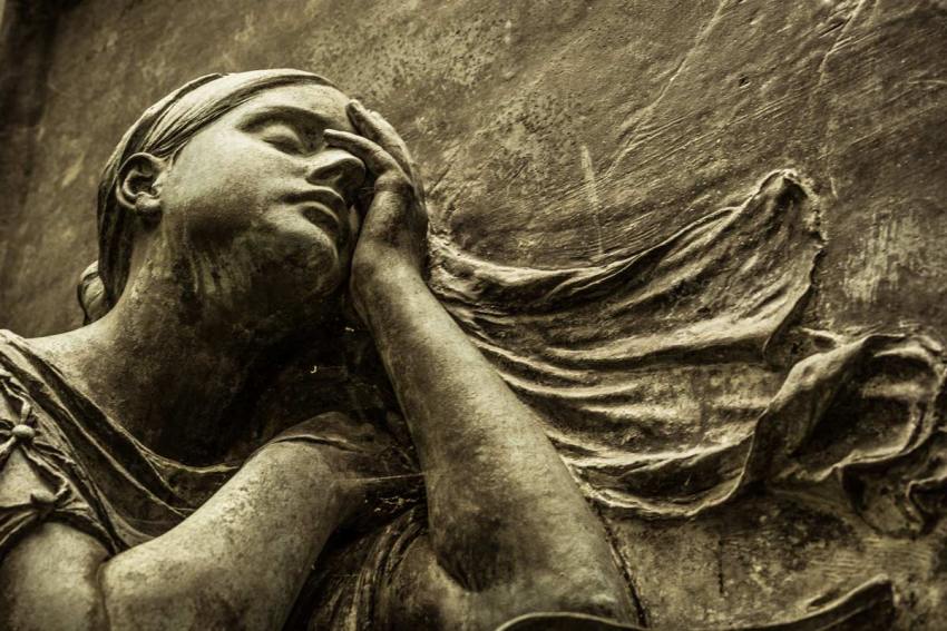 100 Heart-Wrenching & Powerful Quotes About Losing A Loved One