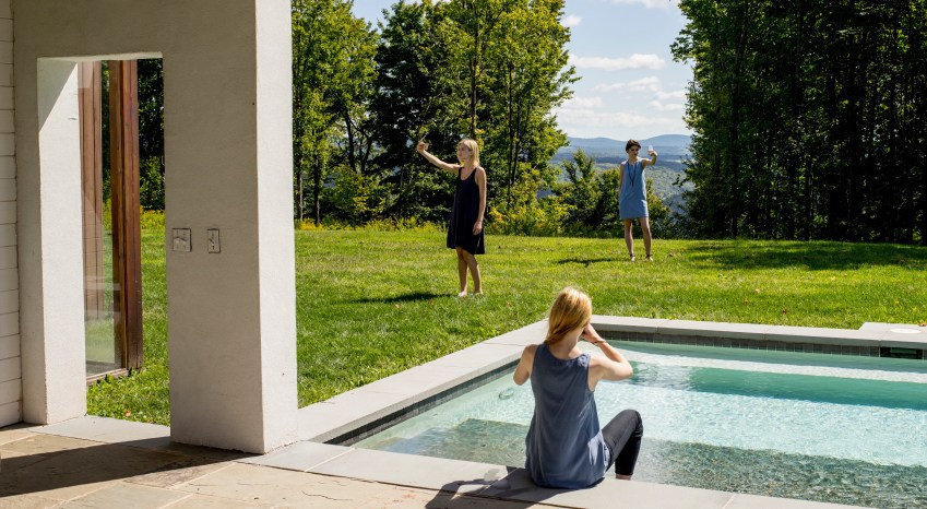 An Open Letter To All Of My Friends Who Take Selfies