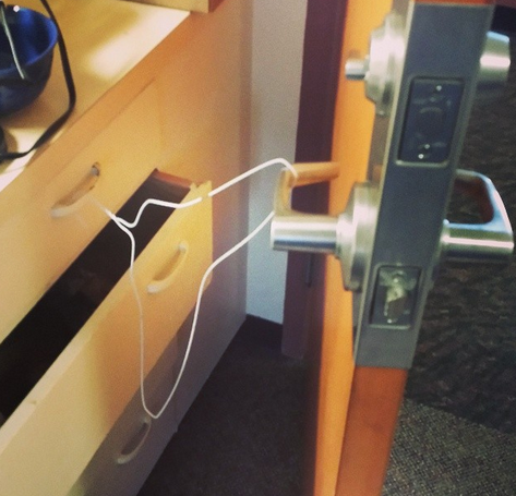 14 Incredible Dorm Room Hacks That Will Absolutely Change Everything