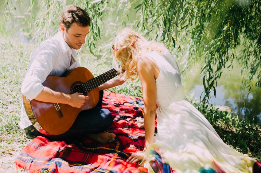 From Chills To Couples’ Intuition: 21 Stages Of Falling Madly In Love