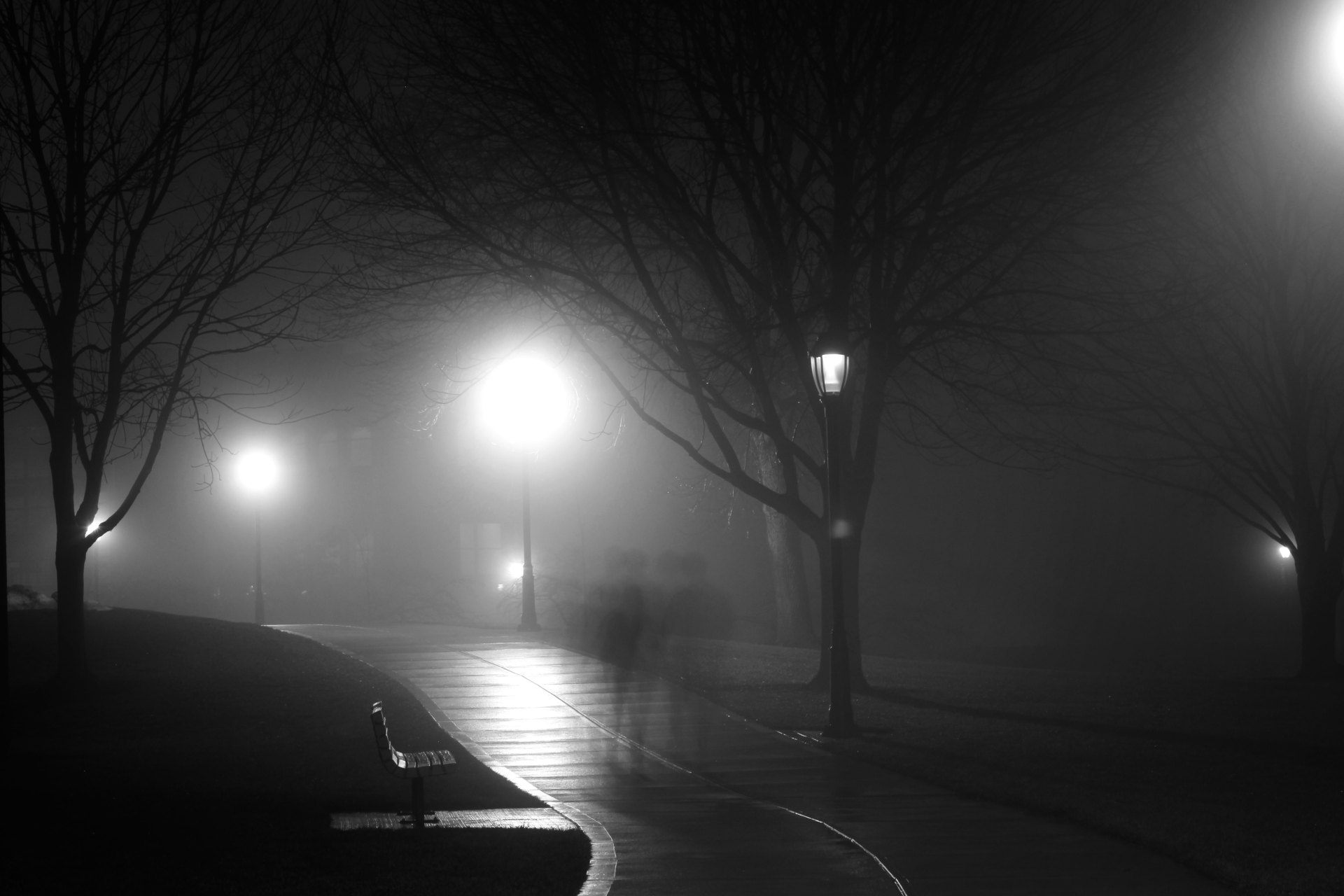 9 Famous Ghosts From Around The World