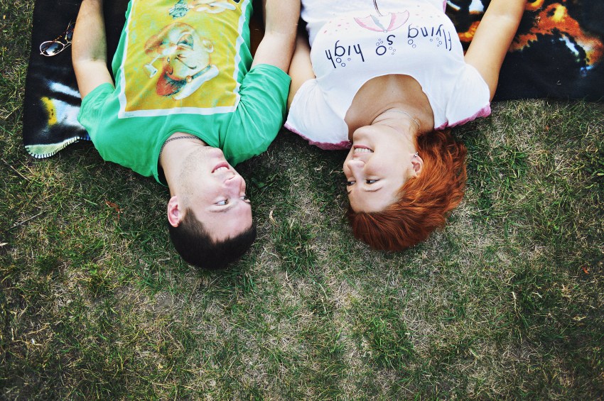 10 Ways He’s Trying To Show He’s Into You That You’re Totally Unaware Of