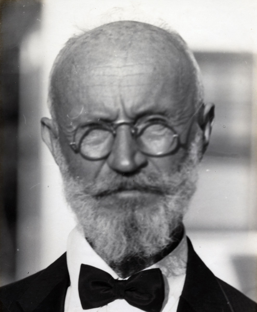 Carl Tanzler (Carl Von Cosel) in 1940. From the Stetson Kennedy Collection. (Florida Keys People)