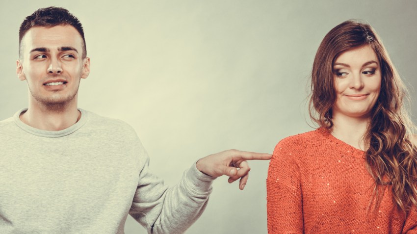 11 Dumb Ways People Unconsciously Mess Up When Dating Someone New