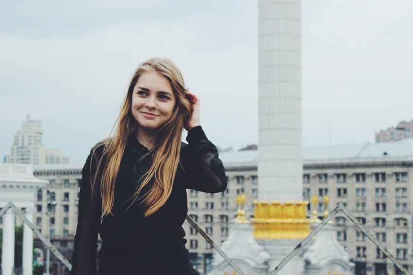 27 Guys On The Cute Little Things Girls Do That Are Unintentionally Sexy