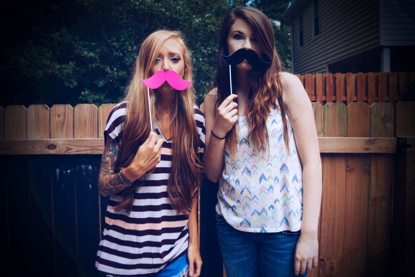 This Is What Women Are Doing Wrong When It Comes To Online Dating (According To Men)