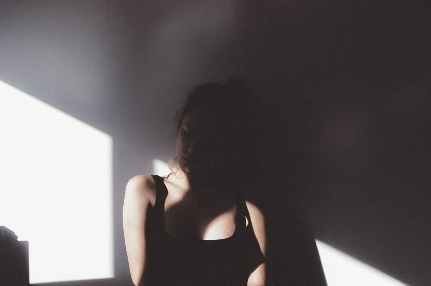 Listening To Hollaback Girl And Trying To Not Text You (Because I’m Not A Hollaback Girl)