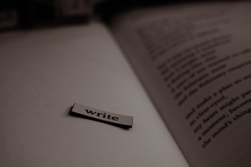 27 Quotes From Female Writers That Will Inspire You To Create Something Magnificent