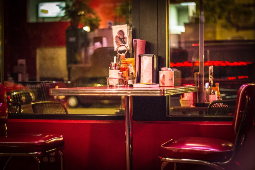 6 Harsh Realities I Learned From My Waitressing Job