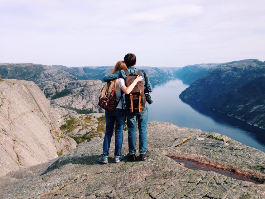 23 Meaningful Relationship Goals That Have Zero To Do With Getting Engaged Or Married