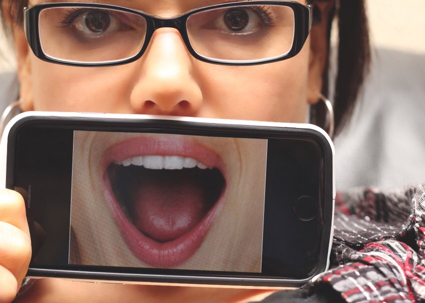 5 Texts That Girls Need To Stop Over-Analyzing