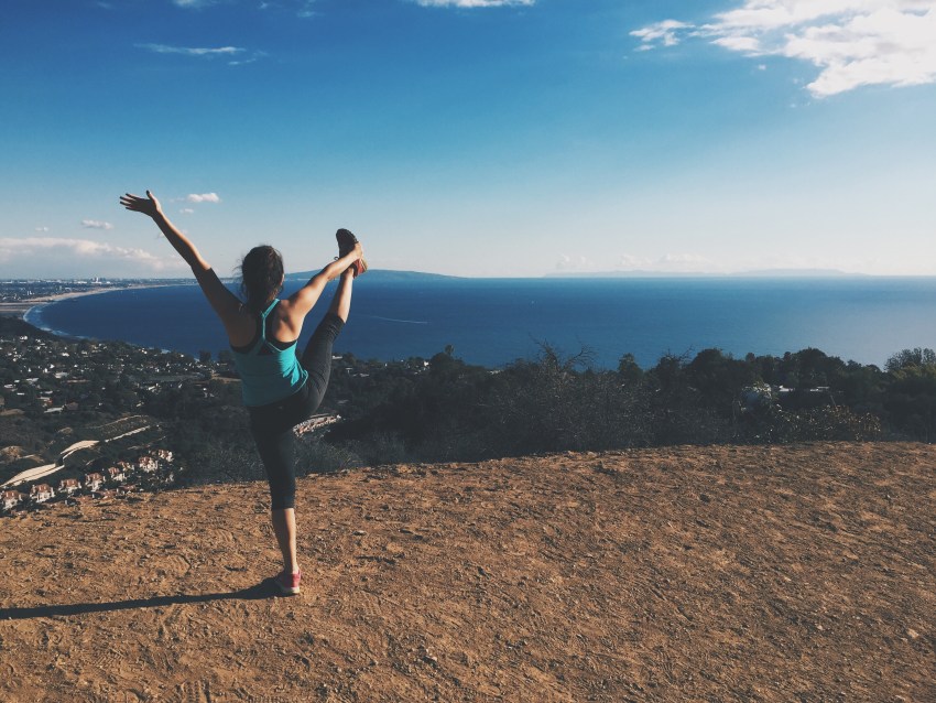 7 Things People Who Actually Stick To Their New Year’s Fitness Resolutions Do Differently