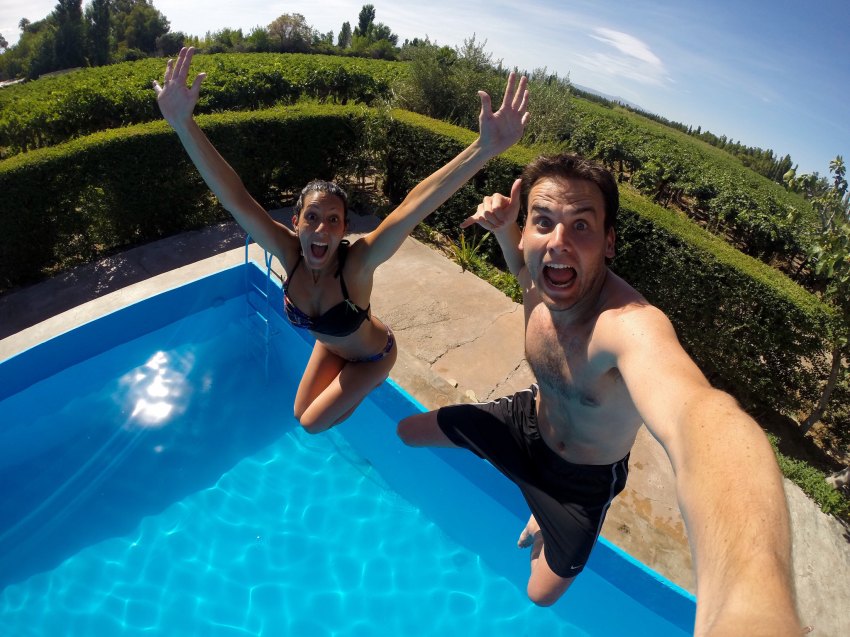 10 Reasons Why The Funny Guy Will Always Steal Your Heart