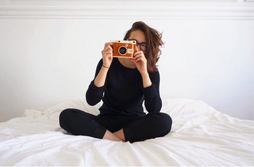 11 Tips On Looking Devastatingly Sexy In Your Passport Picture (Or Other ID Photos)