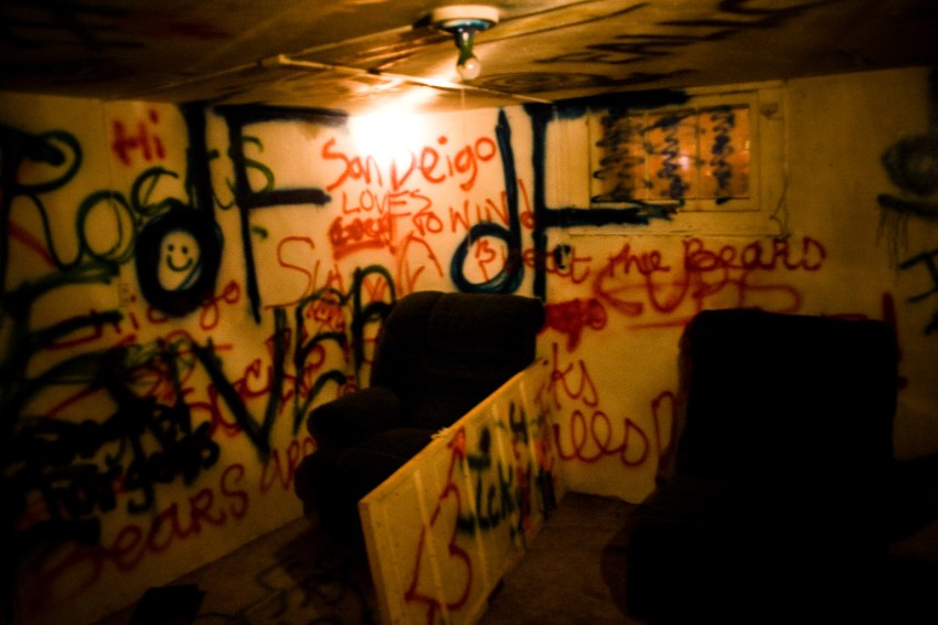 30 People Describe The Most INSANE Thing They Ever Saw At A Party